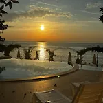 Appartement с изглед към морето в ла мер