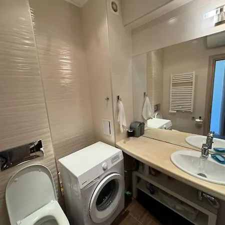 Apartment с изглед към морето в ла мер Goldstrand