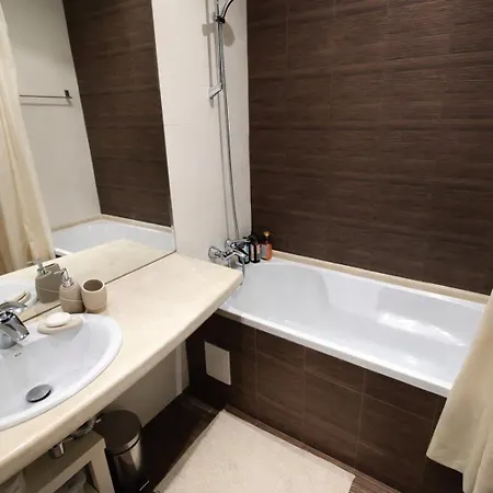 с изглед към морето в ла мер Златни пясъци