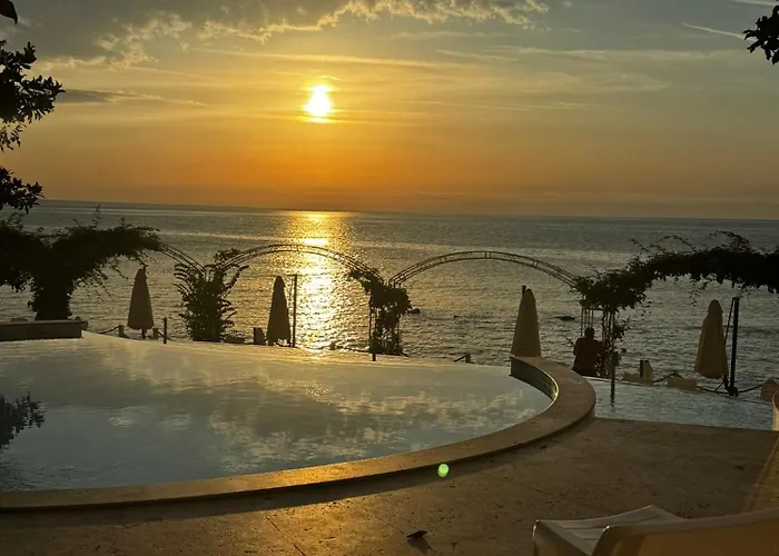 Appartamento с изглед към морето в ла мер