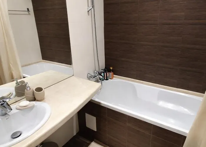 с изглед към морето в ла мер Златни пясъци