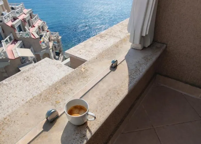 с изглед към морето в ла мер Golden Sands