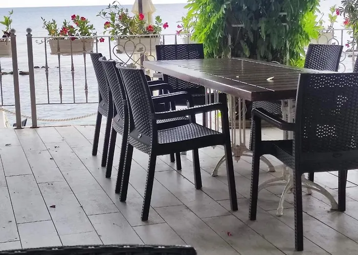 с изглед към морето в ла мер Appartamento